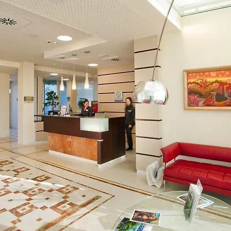 Breaking Business 4* Mosciano SantʼAngelo