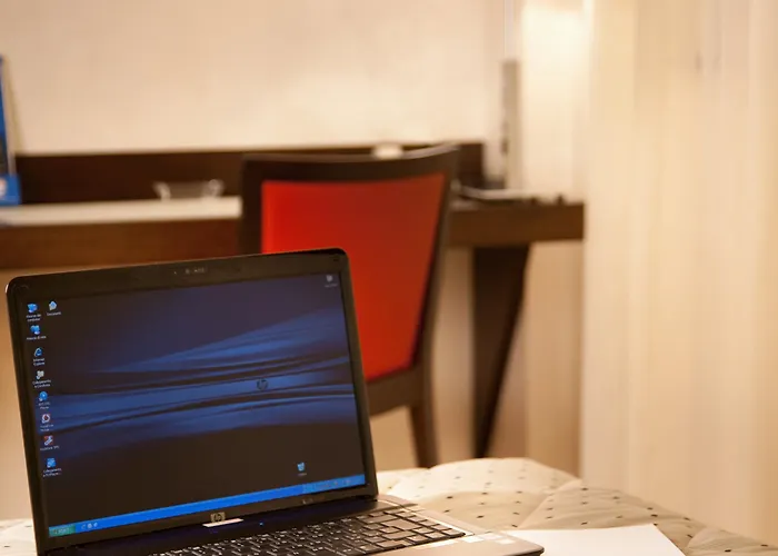 Hotell Breaking Business