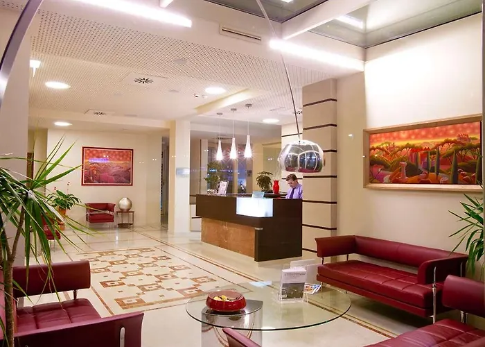 Breaking Business 4* Mosciano SantʼAngelo