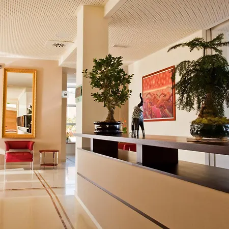 Breaking Business 4* Mosciano SantʼAngelo