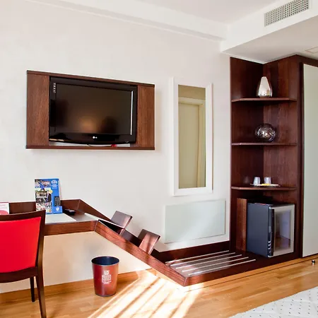 Breaking Business Hotel Mosciano Sant'Angelo