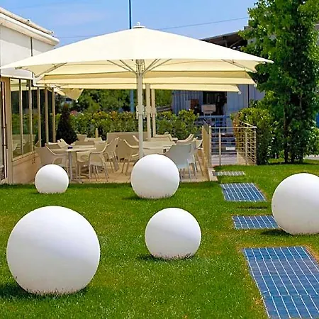 Hotel Breaking Business Mosciano Sant'Angelo