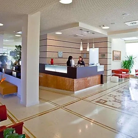 Hotel Breaking Business Mosciano Sant'Angelo
